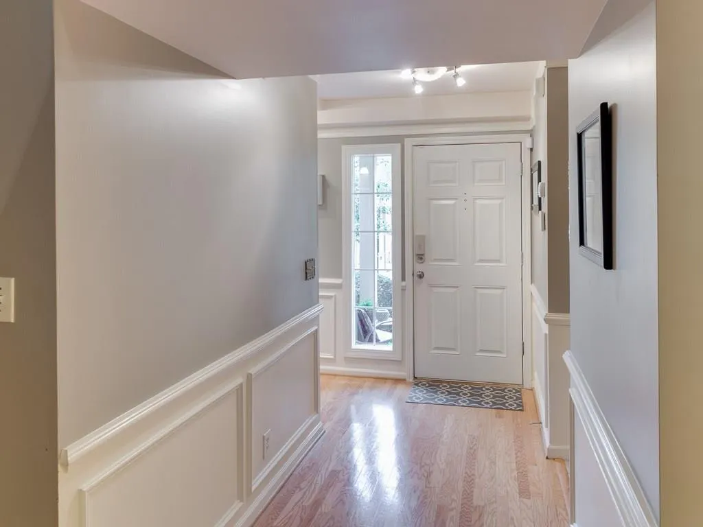 1445 Monroe Drive Ne Unit D10, Atlanta, Georgia 30324, 3 Bedrooms Bedrooms, ,2 BathroomsBathrooms,Residential,Sold,1445 Monroe Drive Ne Unit D10,5987758