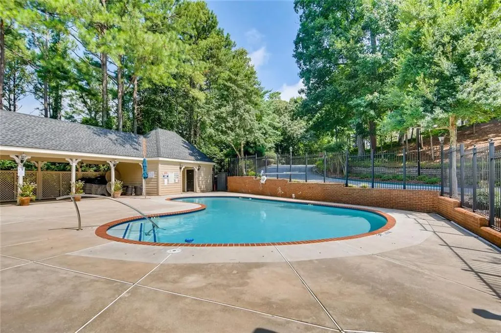 606 Bainbridge Drive, Sandy Springs, Georgia 30327, 2 Bedrooms Bedrooms, ,2 BathroomsBathrooms,Residential,Sold,606 Bainbridge Drive,6764278