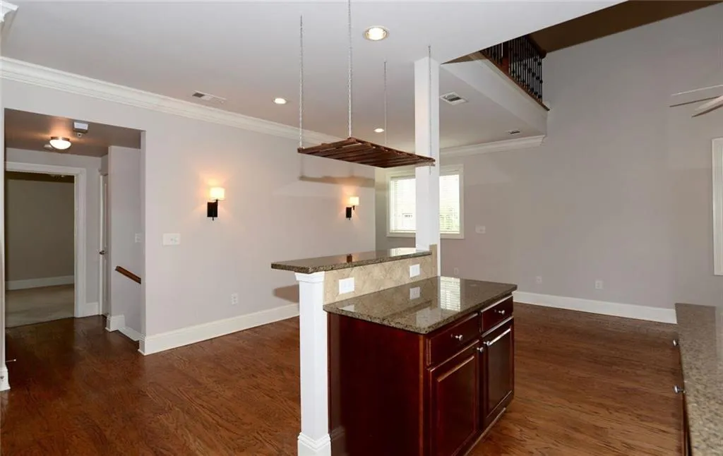 177 Le Gran Court, Sandy Springs, Georgia 30328, 2 Bedrooms Bedrooms, ,2 BathroomsBathrooms,Residential,Sold,177 Le Gran Court,5719337