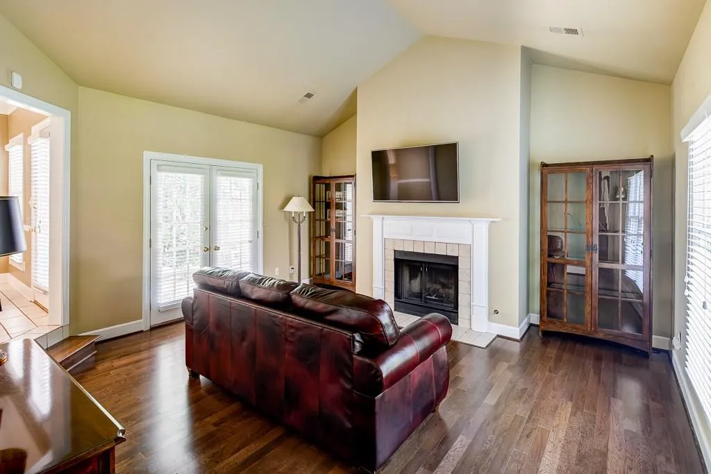 47 Vernon Glen Court, Sandy Springs, Georgia 30338, 3 Bedrooms Bedrooms, ,2 BathroomsBathrooms,Residential,Sold,47 Vernon Glen Court,6023069 47 Vernon Glen Court, Sandy Springs, Georgia 30338, 3 Bedrooms Bedrooms, ,2 BathroomsBathrooms,Residential,Sold,47 Vernon Glen Court,6023069