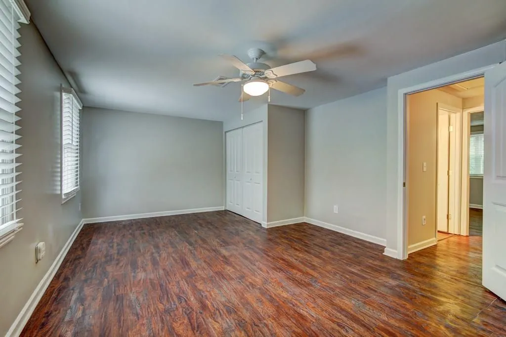 8846 Long Beach Circle, Sandy Springs, Georgia 30350, 2 Bedrooms Bedrooms, ,1 BathroomBathrooms,Residential,Sold,8846 Long Beach Circle,6088462