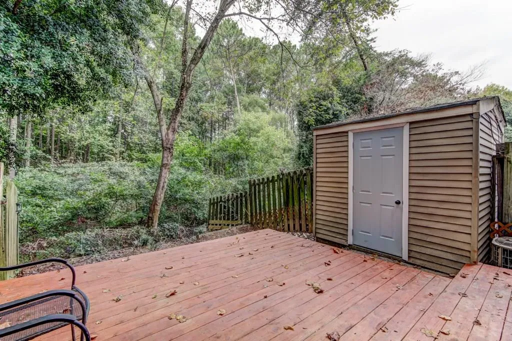 8846 Long Beach Circle, Sandy Springs, Georgia 30350, 2 Bedrooms Bedrooms, ,1 BathroomBathrooms,Residential,Sold,8846 Long Beach Circle,6088462