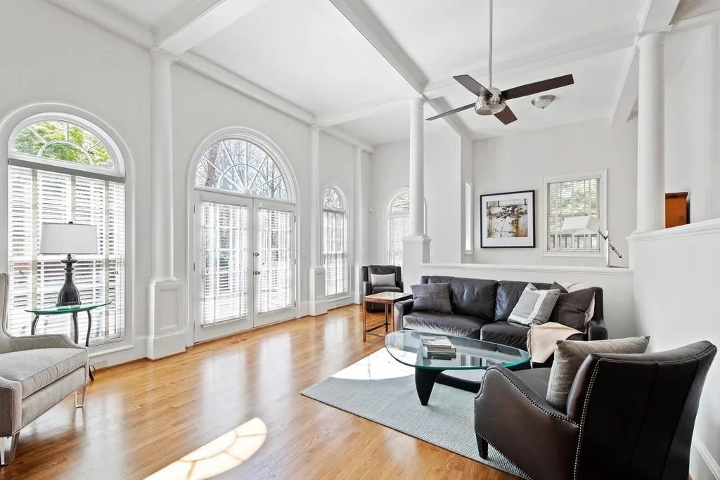 5815 De Claire Court, Sandy Springs, Georgia 30328, 6 Bedrooms Bedrooms, ,5 BathroomsBathrooms,Residential,Sold,5815 De Claire Court,6531341