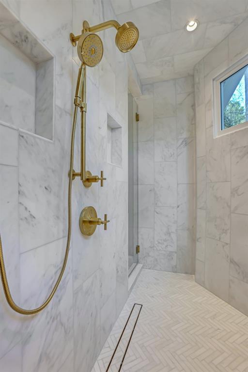 5113 Powers Ferry Road, Sandy Springs, Georgia 30327, 6 Bedrooms Bedrooms, ,6 BathroomsBathrooms,Residential,Sold,5113 Powers Ferry Road,7316233