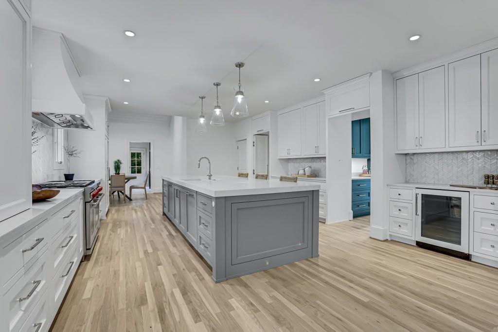 5113 Powers Ferry Road, Sandy Springs, Georgia 30327, 6 Bedrooms Bedrooms, ,6 BathroomsBathrooms,Residential,Sold,5113 Powers Ferry Road,7316233