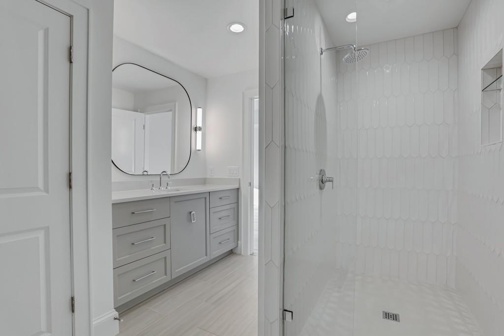 5113 Powers Ferry Road, Sandy Springs, Georgia 30327, 6 Bedrooms Bedrooms, ,6 BathroomsBathrooms,Residential,Sold,5113 Powers Ferry Road,7316233