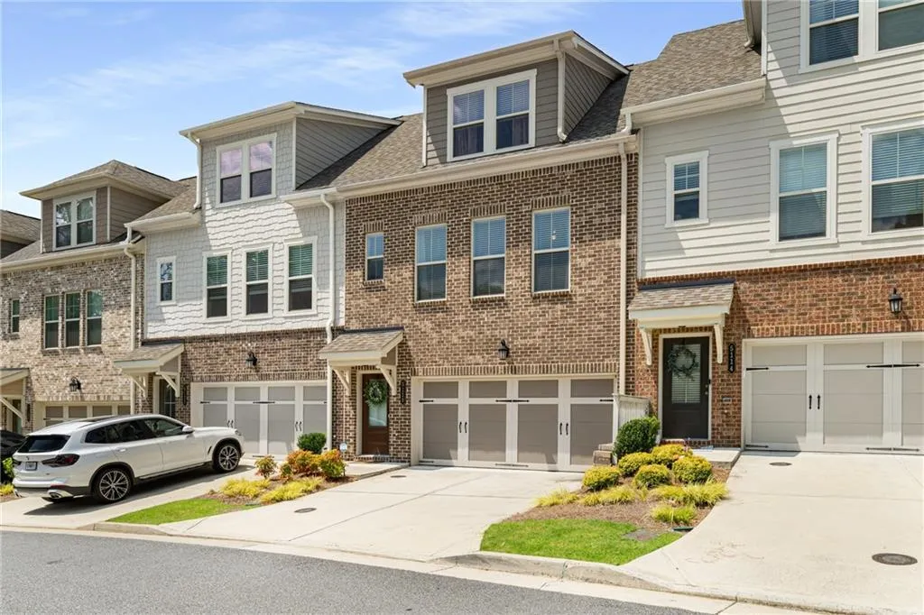 5118 Akbar Chase, Atlanta, Georgia 30339, 3 Bedrooms Bedrooms, ,3 BathroomsBathrooms,Residential,For Sale,5118 Akbar Chase,7614323