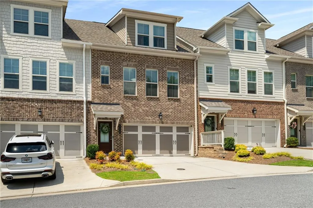 5118 Akbar Chase, Atlanta, Georgia 30339, 3 Bedrooms Bedrooms, ,3 BathroomsBathrooms,Residential,For Sale,5118 Akbar Chase,7614323