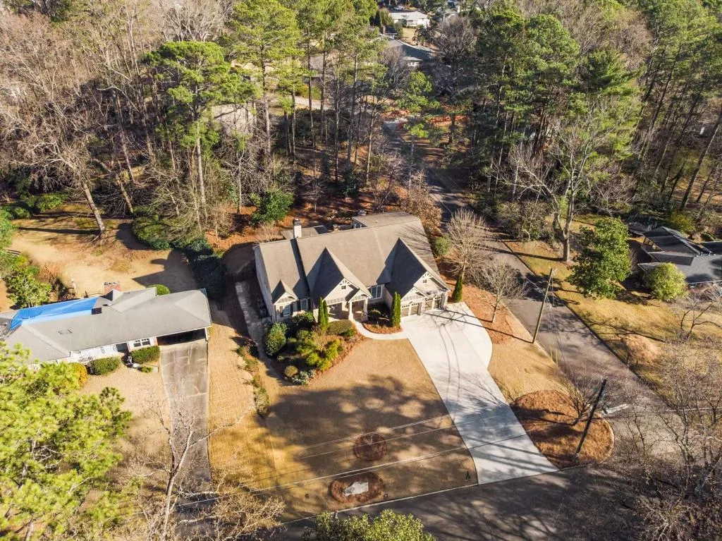 5905 Kayron Drive, Atlanta, Georgia 30328, 5 Bedrooms Bedrooms, ,5 BathroomsBathrooms,Residential,Sold,5905 Kayron Drive,7508165