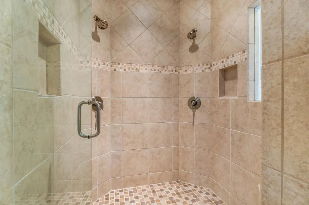 5905 Kayron Drive, Atlanta, Georgia 30328, 5 Bedrooms Bedrooms, ,5 BathroomsBathrooms,Residential,Sold,5905 Kayron Drive,7508165