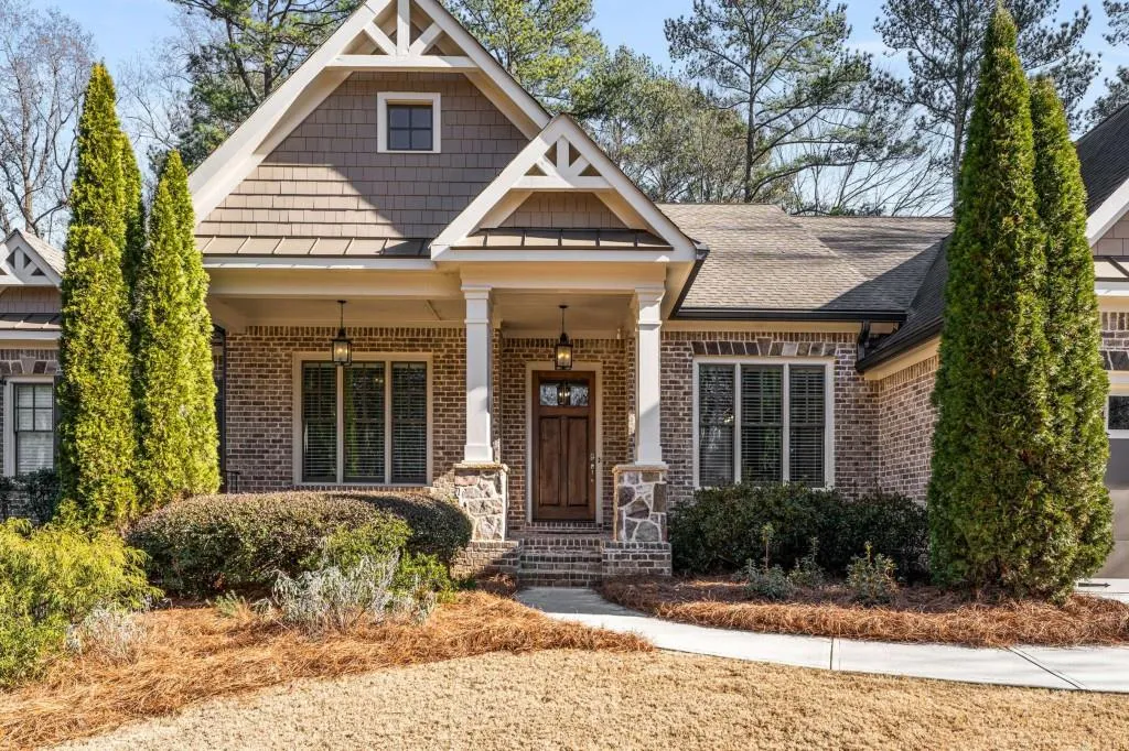 5905 Kayron Drive, Atlanta, Georgia 30328, 5 Bedrooms Bedrooms, ,5 BathroomsBathrooms,Residential,Sold,5905 Kayron Drive,7508165