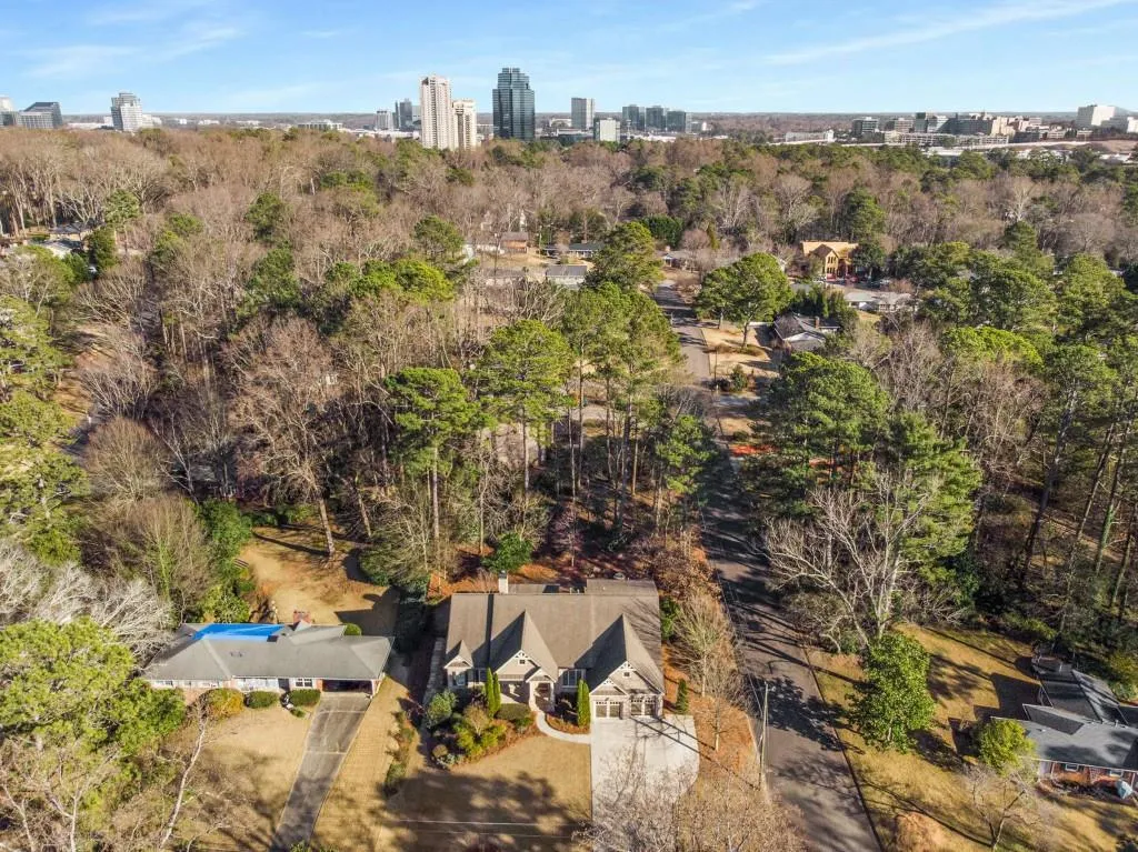 5905 Kayron Drive, Atlanta, Georgia 30328, 5 Bedrooms Bedrooms, ,5 BathroomsBathrooms,Residential,Sold,5905 Kayron Drive,7508165