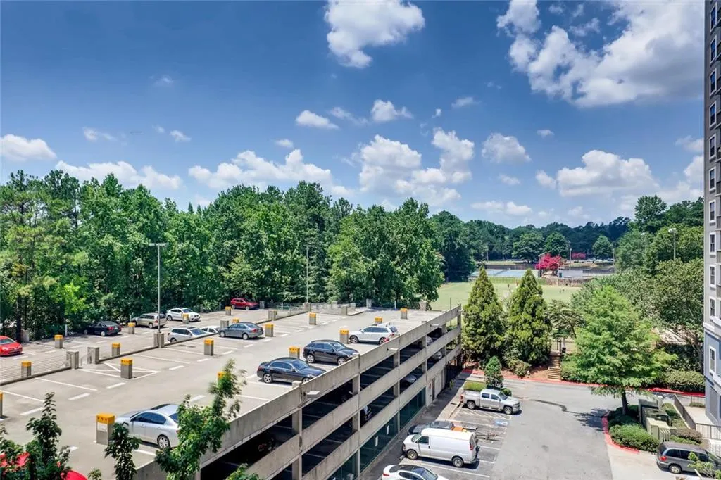 795 Hammond Drive Unit 409, Atlanta, Georgia 30328, 1 Bedroom Bedrooms, ,1 BathroomBathrooms,Residential,Sold,795 Hammond Drive Unit 409,6588839