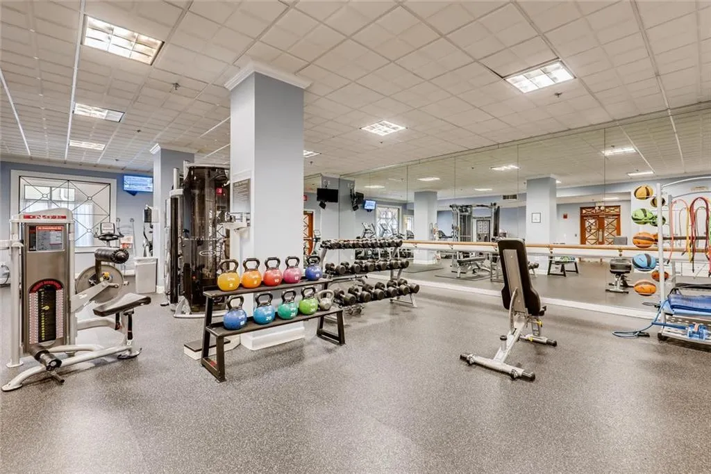 795 Hammond Drive Unit 409, Atlanta, Georgia 30328, 1 Bedroom Bedrooms, ,1 BathroomBathrooms,Residential,Sold,795 Hammond Drive Unit 409,6588839