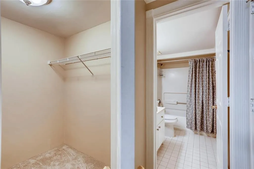 795 Hammond Drive Unit 409, Atlanta, Georgia 30328, 1 Bedroom Bedrooms, ,1 BathroomBathrooms,Residential,Sold,795 Hammond Drive Unit 409,6588839