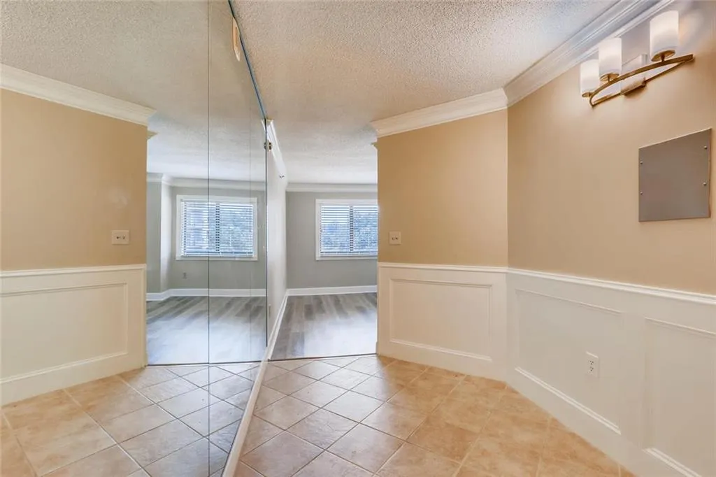 795 Hammond Drive Unit 409, Atlanta, Georgia 30328, 1 Bedroom Bedrooms, ,1 BathroomBathrooms,Residential,Sold,795 Hammond Drive Unit 409,6588839