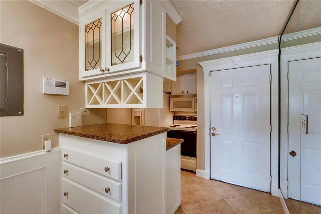 795 Hammond Drive Unit 409, Atlanta, Georgia 30328, 1 Bedroom Bedrooms, ,1 BathroomBathrooms,Residential,Sold,795 Hammond Drive Unit 409,6588839