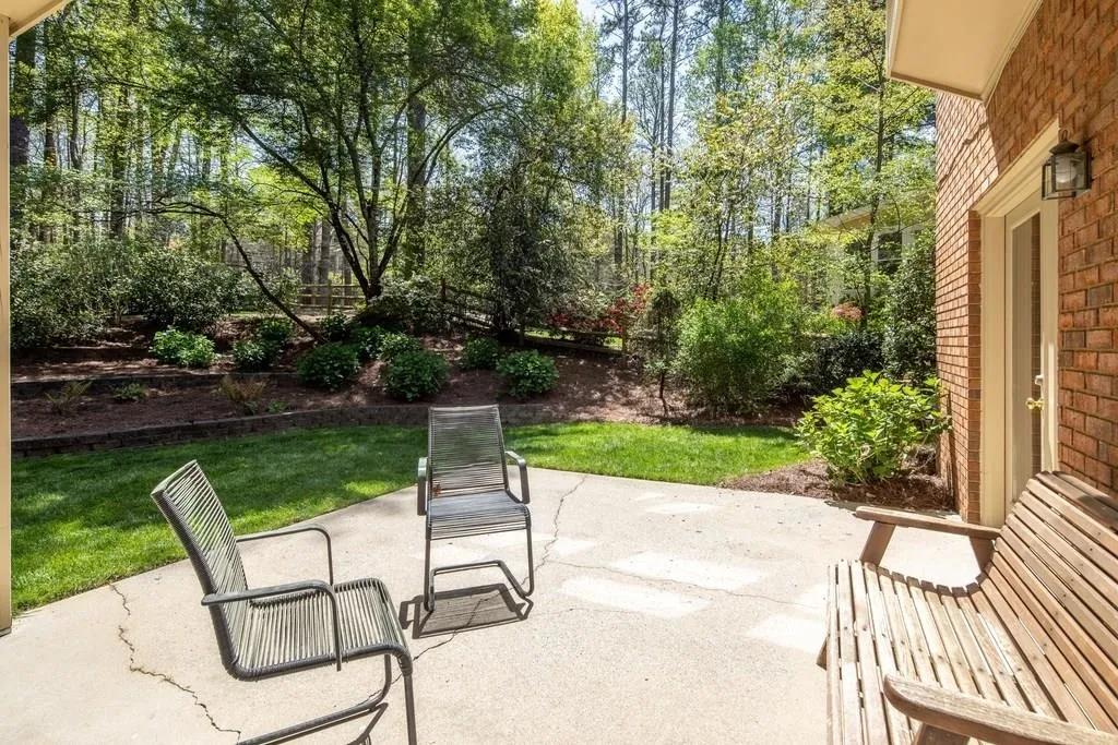 7385 Crompton Court N, Sandy Springs, Georgia 30350, 4 Bedrooms Bedrooms, ,4 BathroomsBathrooms,Residential,Sold,7385 Crompton Court N,5996759