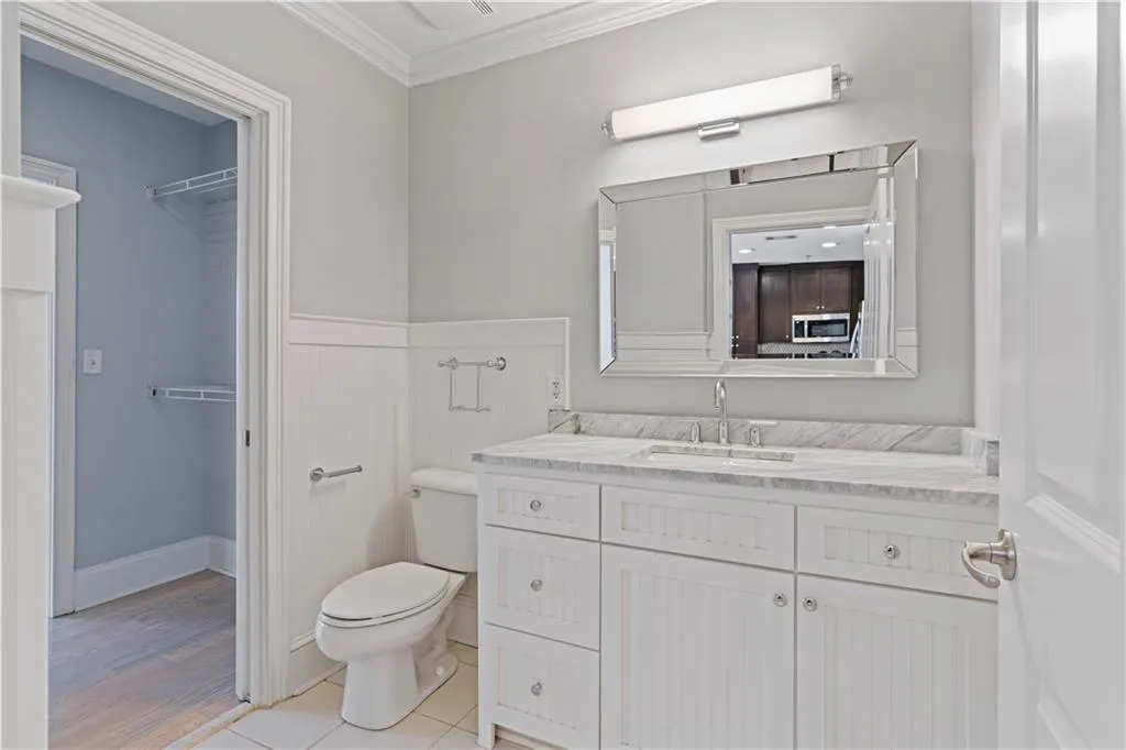 2255 Peachtree Road Ne Unit 426, Atlanta, Georgia 30309, 1 Bedroom Bedrooms, ,1 BathroomBathrooms,Residential,For Sale,2255 Peachtree Road Ne Unit 426,7528568
