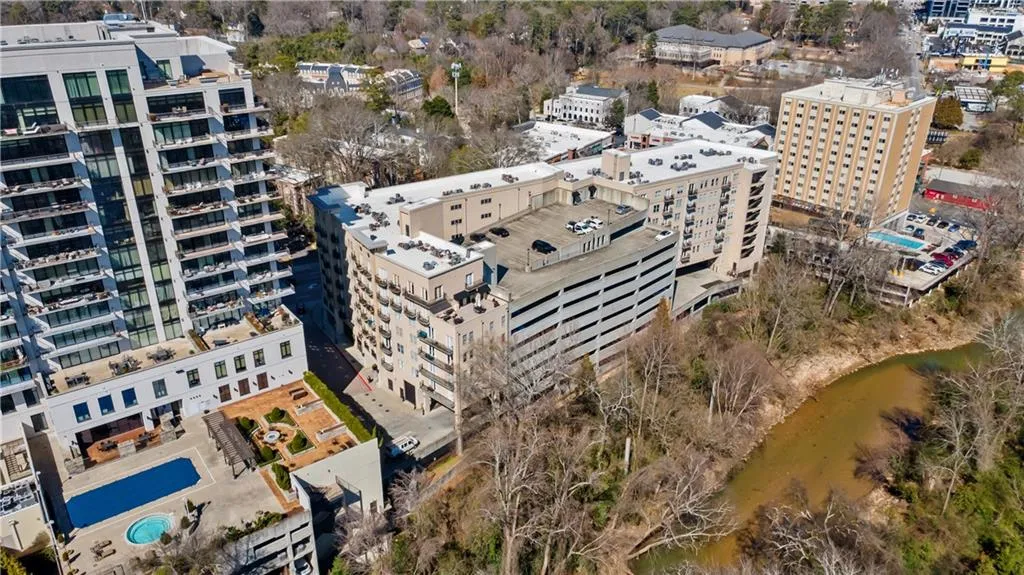 2255 Peachtree Road Ne Unit 426, Atlanta, Georgia 30309, 1 Bedroom Bedrooms, ,1 BathroomBathrooms,Residential,For Sale,2255 Peachtree Road Ne Unit 426,7528568