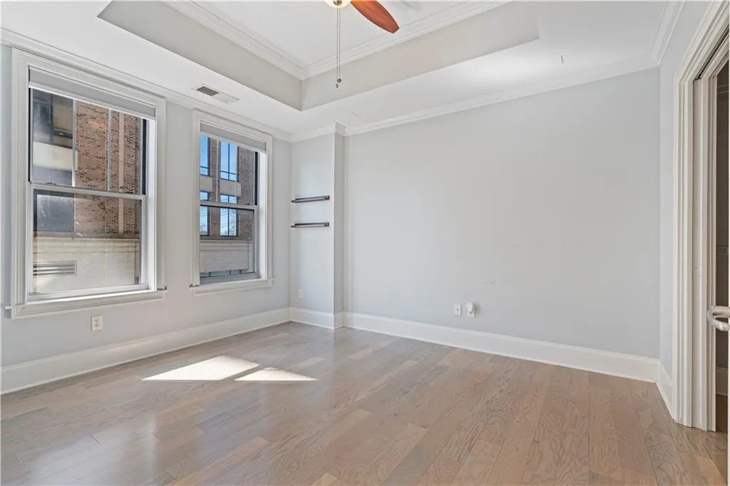 2255 Peachtree Road Ne Unit 426, Atlanta, Georgia 30309, 1 Bedroom Bedrooms, ,1 BathroomBathrooms,Residential,For Sale,2255 Peachtree Road Ne Unit 426,7528568