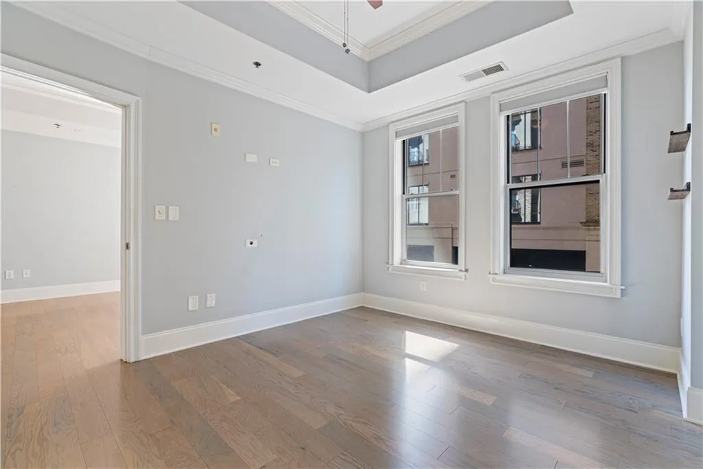 2255 Peachtree Road Ne Unit 426, Atlanta, Georgia 30309, 1 Bedroom Bedrooms, ,1 BathroomBathrooms,Residential,For Sale,2255 Peachtree Road Ne Unit 426,7528568