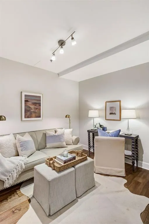 325 E Paces Ferry Road Ne Unit 410, Atlanta, Georgia 30305, 1 Bedroom Bedrooms, ,1 BathroomBathrooms,Residential,For Sale,325 E Paces Ferry Road Ne Unit 410,7608721