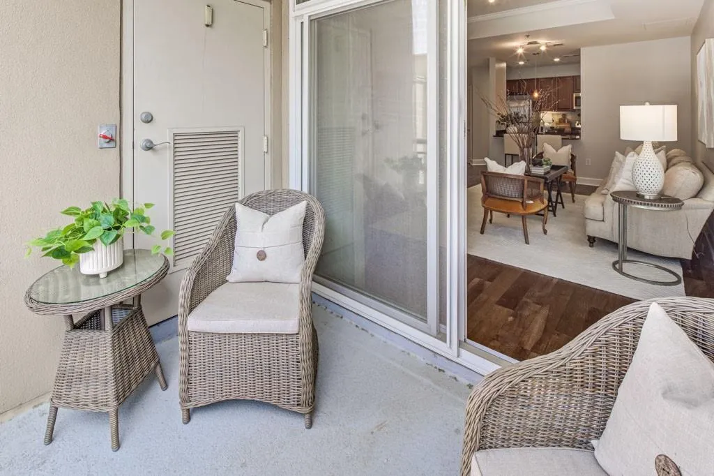 325 E Paces Ferry Road Ne Unit 410, Atlanta, Georgia 30305, 1 Bedroom Bedrooms, ,1 BathroomBathrooms,Residential,For Sale,325 E Paces Ferry Road Ne Unit 410,7608721