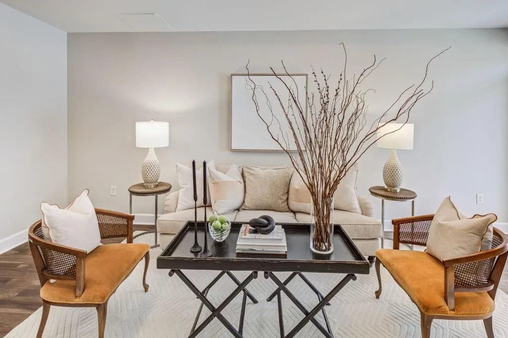 325 E Paces Ferry Road Ne Unit 410, Atlanta, Georgia 30305, 1 Bedroom Bedrooms, ,1 BathroomBathrooms,Residential,For Sale,325 E Paces Ferry Road Ne Unit 410,7608721