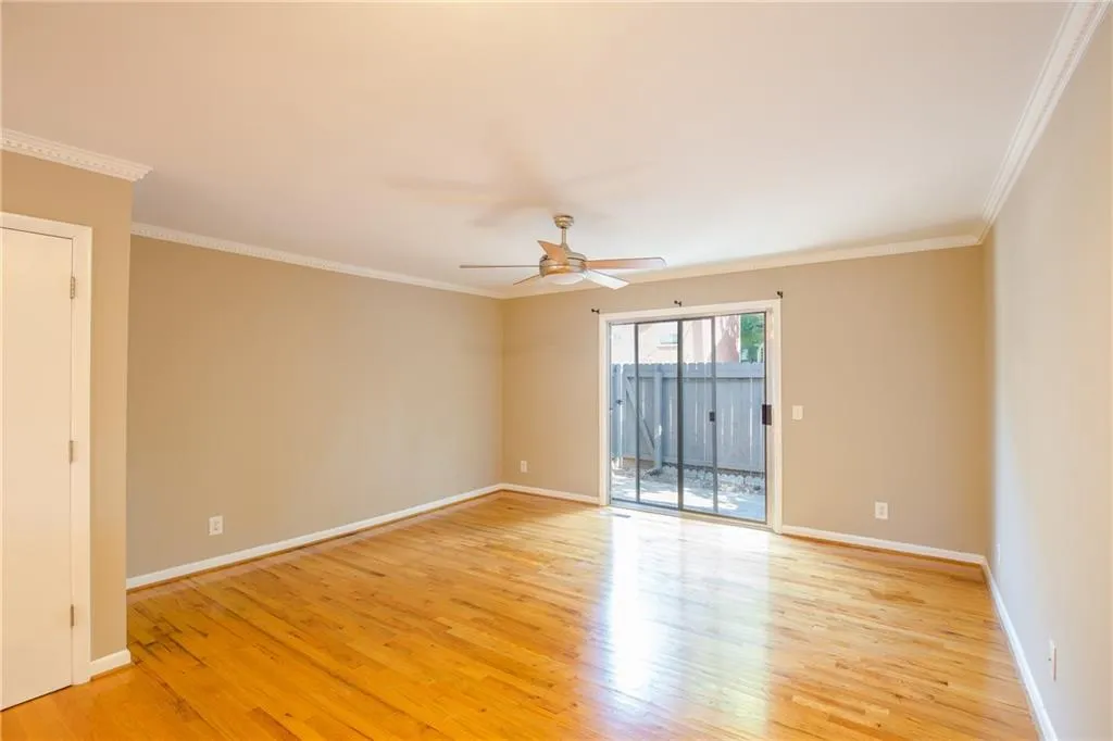 3501 Roswell Road Ne Unit 306, Atlanta, Georgia 30305, 2 Bedrooms Bedrooms, ,1 BathroomBathrooms,Residential,Sold,3501 Roswell Road Ne Unit 306,6028547