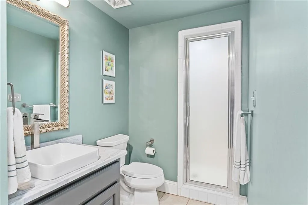 7815 Nesbit Ferry Road, Sandy Springs, Georgia 30350, 5 Bedrooms Bedrooms, ,6 BathroomsBathrooms,Residential,Sold,7815 Nesbit Ferry Road,7030670