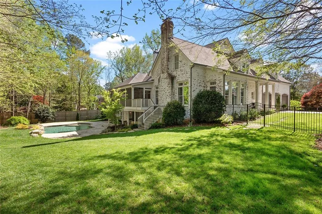 7815 Nesbit Ferry Road, Sandy Springs, Georgia 30350, 5 Bedrooms Bedrooms, ,6 BathroomsBathrooms,Residential,Sold,7815 Nesbit Ferry Road,7030670