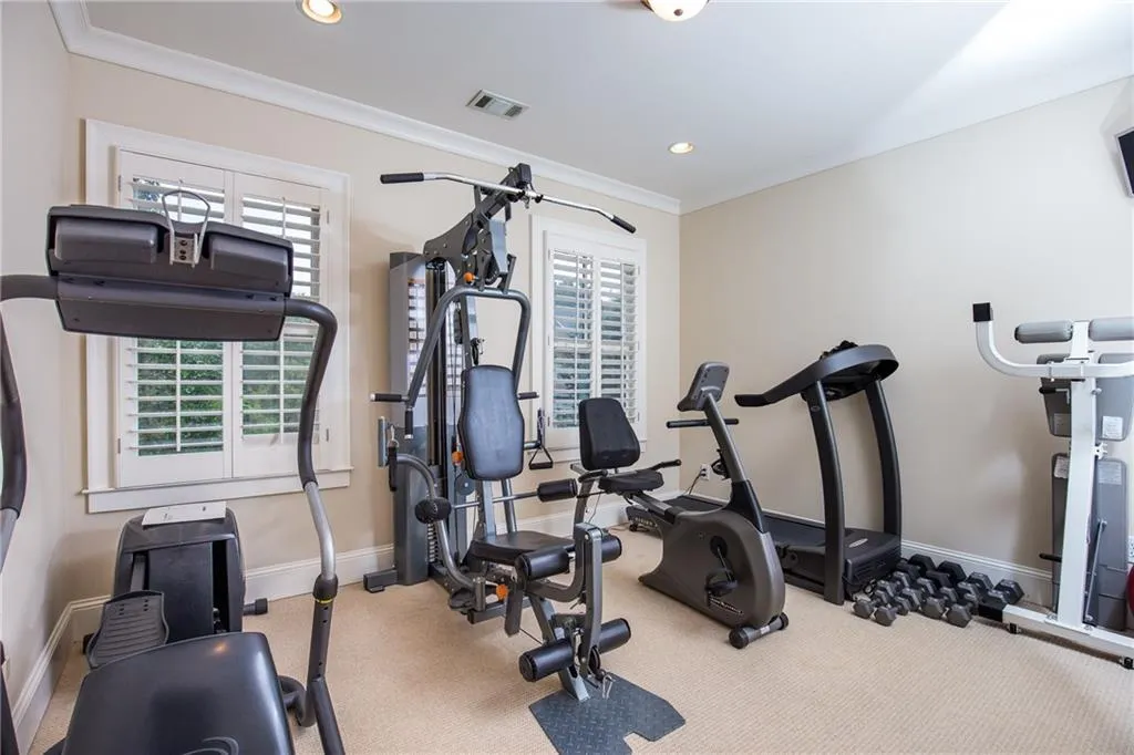 1105 Charles Towne Square, Atlanta, Georgia 30328, 4 Bedrooms Bedrooms, ,3 BathroomsBathrooms,Residential,Sold,1105 Charles Towne Square,6083327