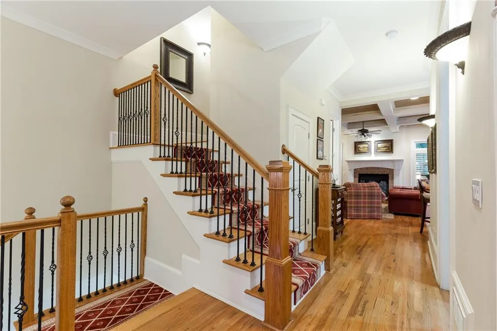 1105 Charles Towne Square, Atlanta, Georgia 30328, 4 Bedrooms Bedrooms, ,3 BathroomsBathrooms,Residential,Sold,1105 Charles Towne Square,6083327