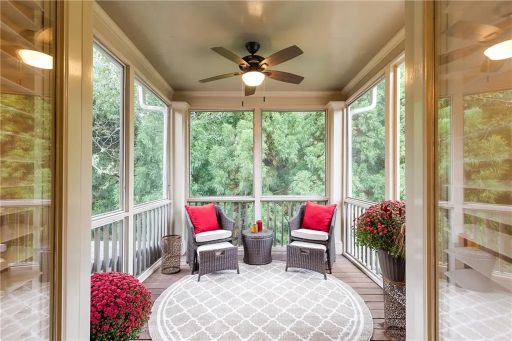 1105 Charles Towne Square, Atlanta, Georgia 30328, 4 Bedrooms Bedrooms, ,3 BathroomsBathrooms,Residential,Sold,1105 Charles Towne Square,6083327