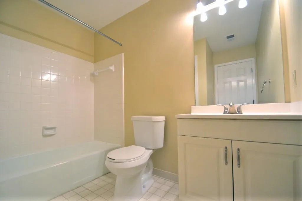 8950 Carroll Manor Drive, Dunwoody, Georgia 30350, 3 Bedrooms Bedrooms, ,2 BathroomsBathrooms,Residential,Sold,8950 Carroll Manor Drive,5741352