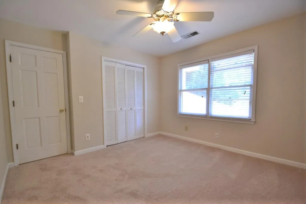 8950 Carroll Manor Drive, Dunwoody, Georgia 30350, 3 Bedrooms Bedrooms, ,2 BathroomsBathrooms,Residential,Sold,8950 Carroll Manor Drive,5741352