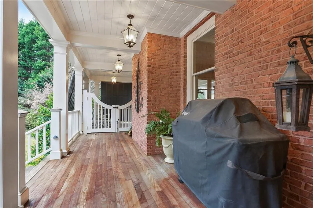 1605 Powers Ridge Place, Atlanta, Georgia 30327, 6 Bedrooms Bedrooms, ,6 BathroomsBathrooms,Residential,Sold,1605 Powers Ridge Place,6655445