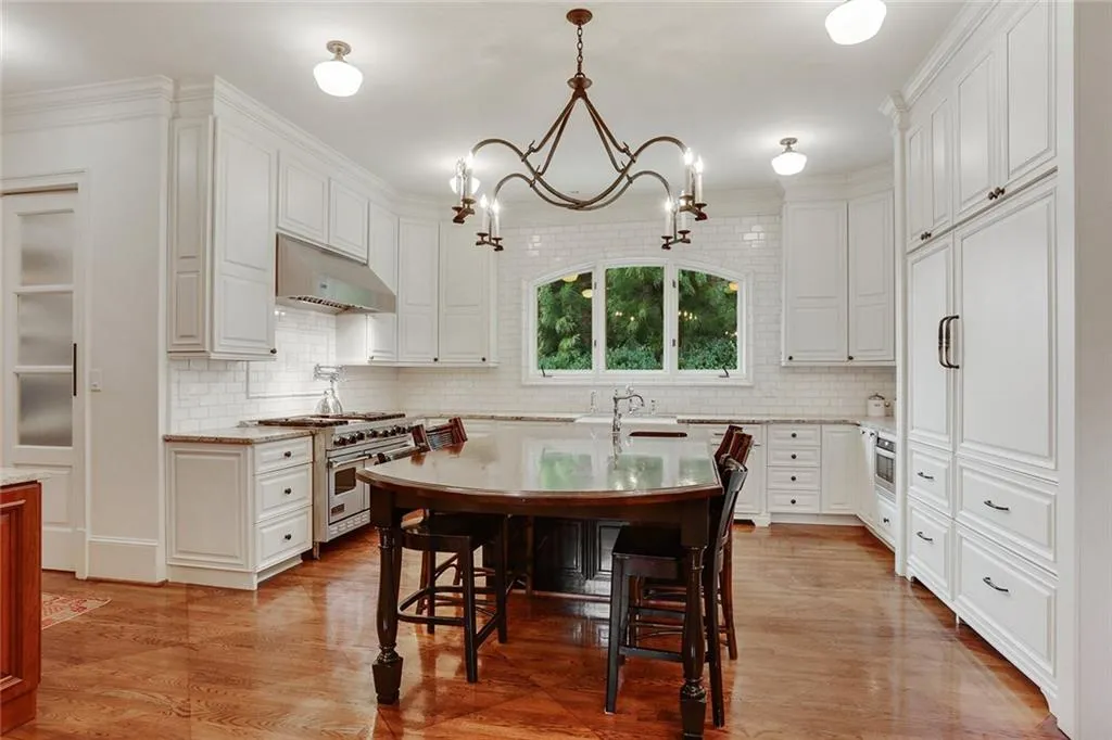 1605 Powers Ridge Place, Atlanta, Georgia 30327, 6 Bedrooms Bedrooms, ,6 BathroomsBathrooms,Residential,Sold,1605 Powers Ridge Place,6655445