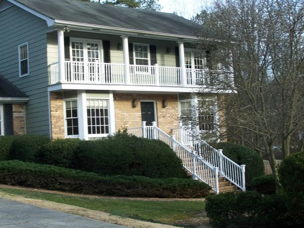 7215 Northgreen Drive, Sandy Springs, Georgia 30328, 5 Bedrooms Bedrooms, ,4 BathroomsBathrooms,Residential,Sold,7215 Northgreen Drive,5677955