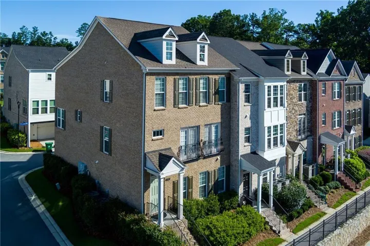 2051 Falls Park Way, Decatur, Georgia 30033