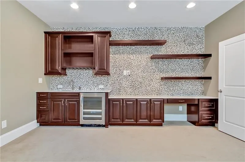 231 Alderwood Point, Atlanta, Georgia 30328, 3 Bedrooms Bedrooms, ,3 BathroomsBathrooms,Residential,Sold,231 Alderwood Point,6526451