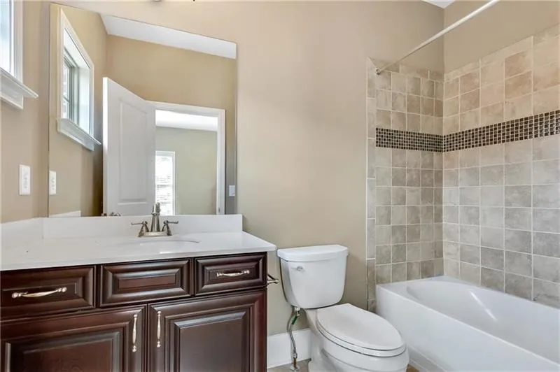 231 Alderwood Point, Atlanta, Georgia 30328, 3 Bedrooms Bedrooms, ,3 BathroomsBathrooms,Residential,Sold,231 Alderwood Point,6526451