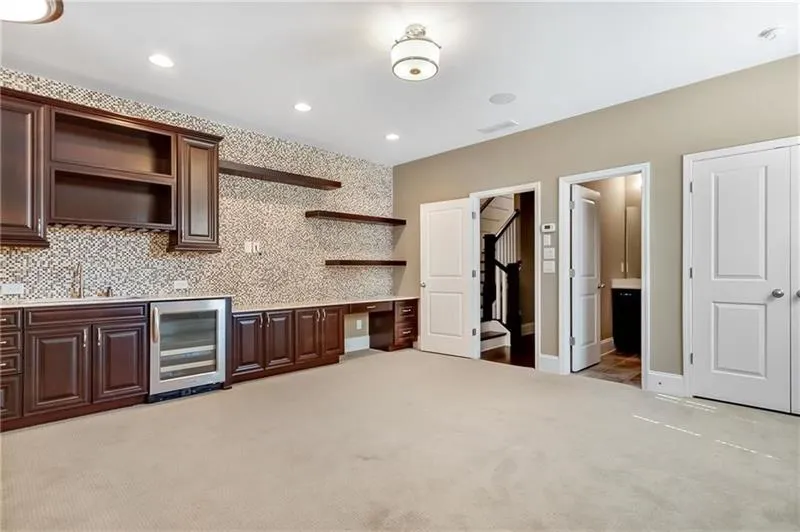 231 Alderwood Point, Atlanta, Georgia 30328, 3 Bedrooms Bedrooms, ,3 BathroomsBathrooms,Residential,Sold,231 Alderwood Point,6526451