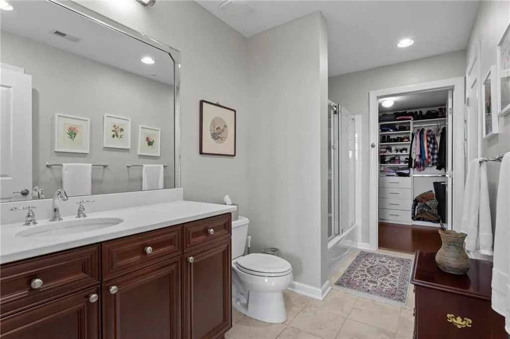 2950 Mount Wilkinson Parkway Se Unit 1005, Atlanta, Georgia 30339, 2 Bedrooms Bedrooms, ,2 BathroomsBathrooms,Residential,For Sale,2950 Mount Wilkinson Parkway Se Unit 1005,7620323