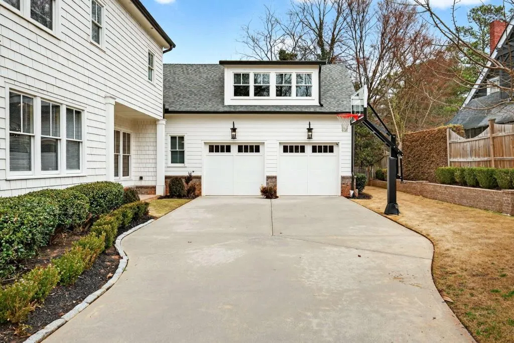 4015 Wieuca Road Ne, Atlanta, Georgia 30342, 6 Bedrooms Bedrooms, 0 ,7 BathroomsBathrooms,Residential,Sold,4015 Wieuca Road Ne,7721921