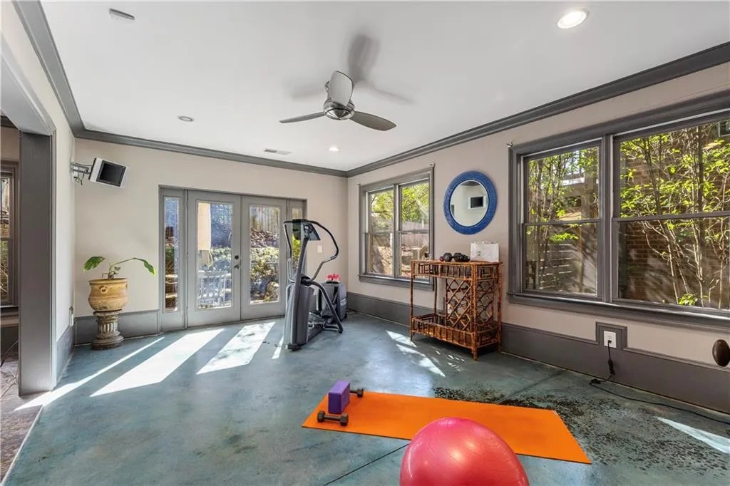 33 Cliftwood Drive, Atlanta, Georgia 30328, 6 Bedrooms Bedrooms, ,5 BathroomsBathrooms,Residential,For Sale,33 Cliftwood Drive,7720359