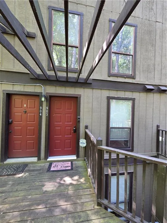 903 River Run Drive, Atlanta, Georgia 30350, 1 Bedroom Bedrooms, ,1 BathroomBathrooms,Residential,For Sale,903 River Run Drive,7754570