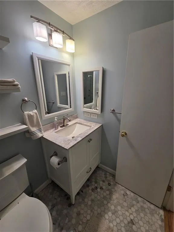 903 River Run Drive, Atlanta, Georgia 30350, 1 Bedroom Bedrooms, ,1 BathroomBathrooms,Residential,For Sale,903 River Run Drive,7754570