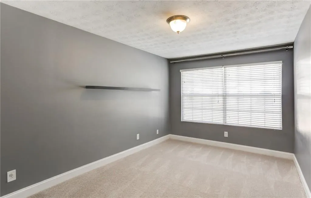 6980 Roswell Road Unit J7, Atlanta, Georgia 30328, 2 Bedrooms Bedrooms, ,1 BathroomBathrooms,Residential,Sold,6980 Roswell Road Unit J7,6839293